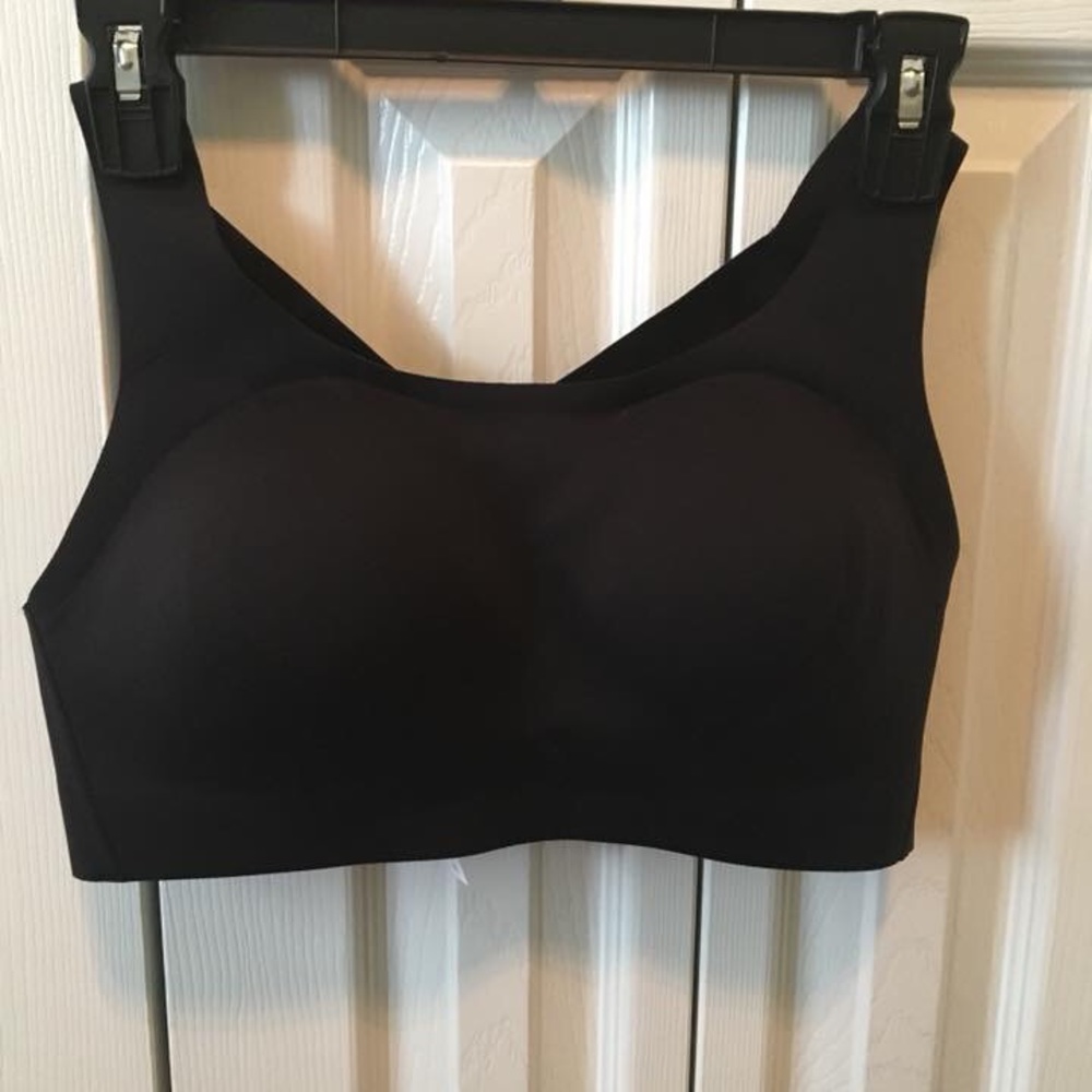 Lululemon Enlite bra